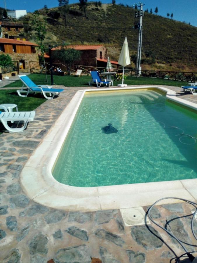 הוילה Montes da Senhora Refugio Do Raposo/Casa Deneb מראה חיצוני תמונה